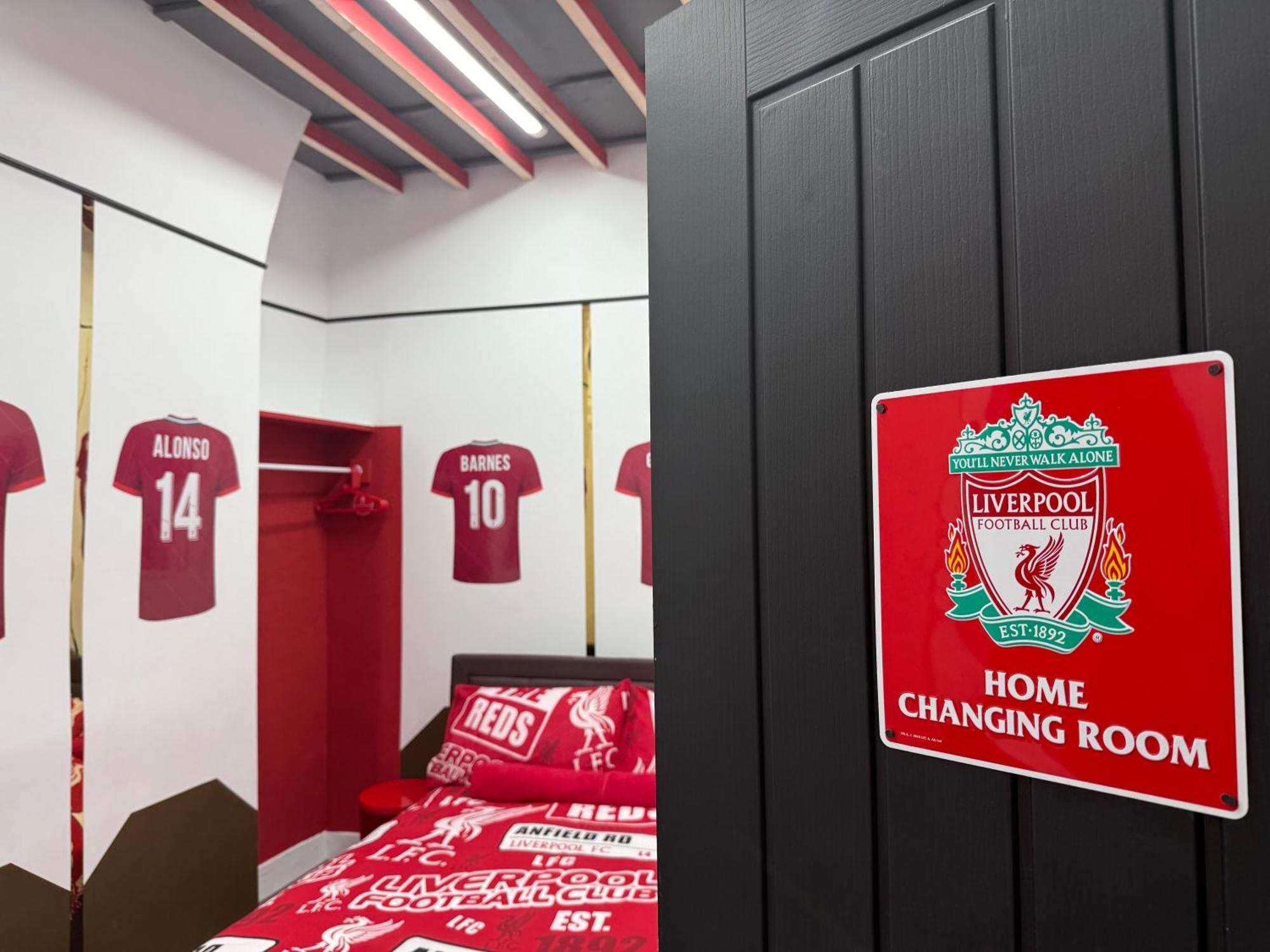 Anfield Abode - Entire Lfc Themed House Villa Liverpool Bagian luar foto