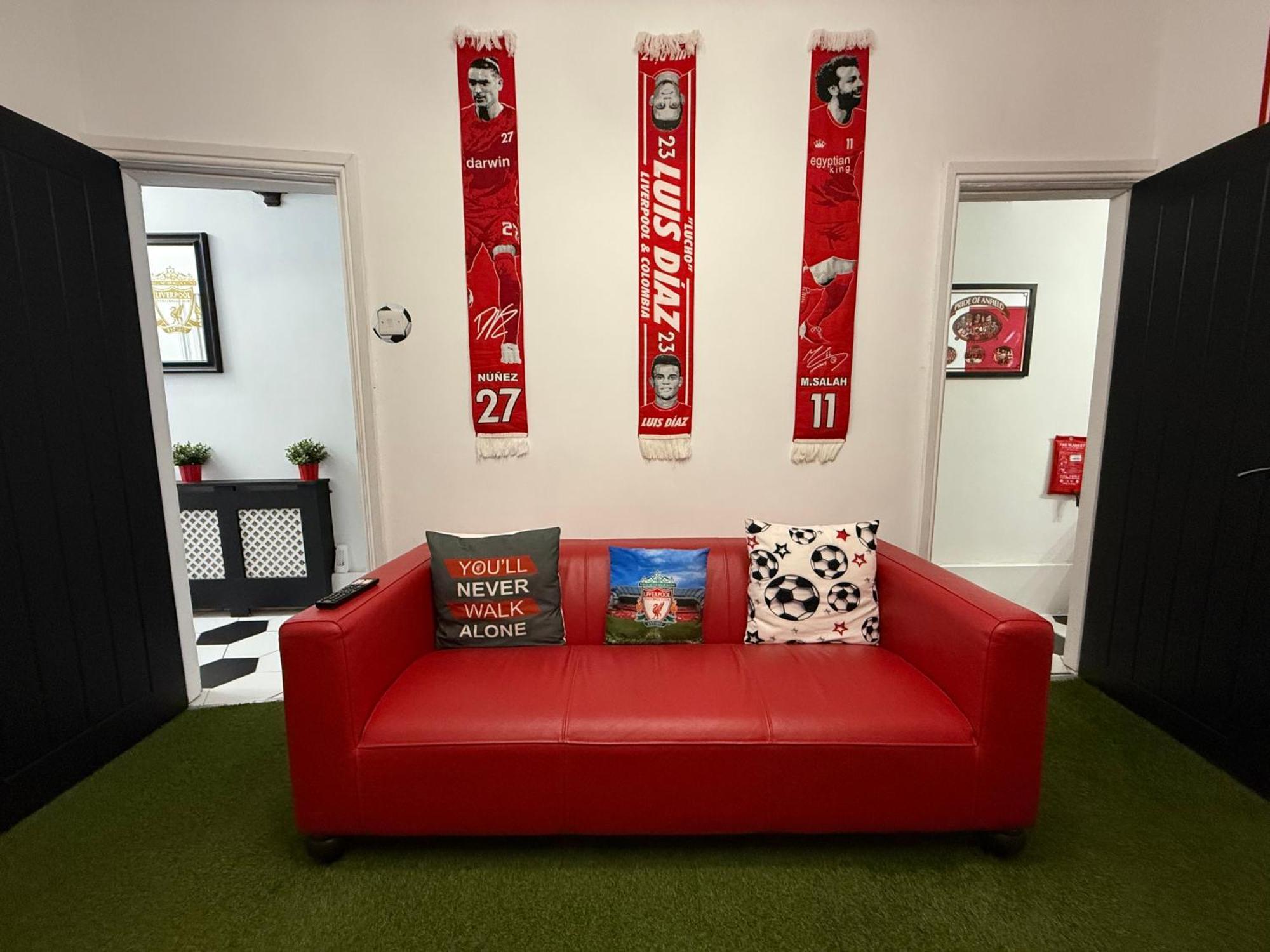 Anfield Abode - Entire Lfc Themed House Villa Liverpool Bagian luar foto